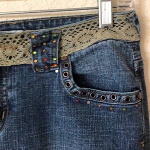 Cato Capri size 6 good condition is 21 inseam